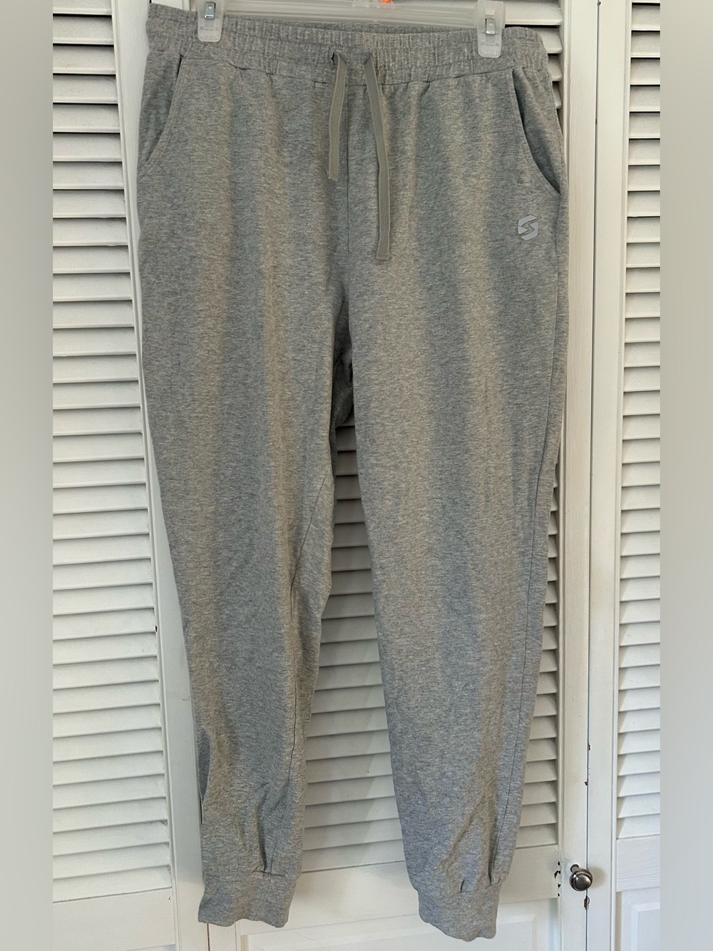Women’s Gray Jogger Sweatpants